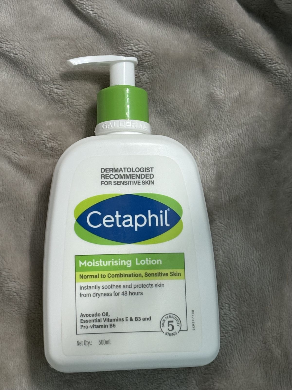 Cetaphil moisturizing lotion