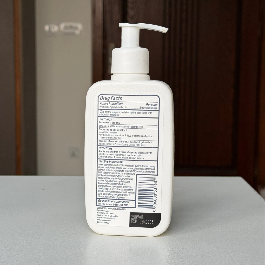 Itch relief moisturizing lotion