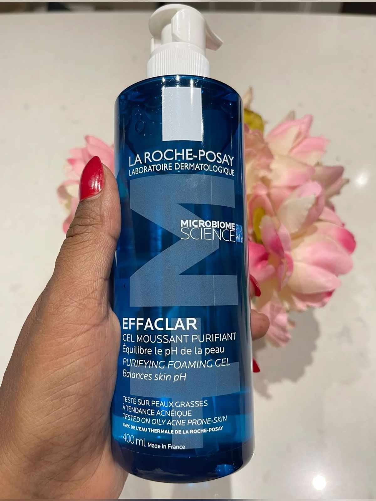 La Roche-Posay Effaclar Purifying Foaming Gel, 400 mL pump bottle.
