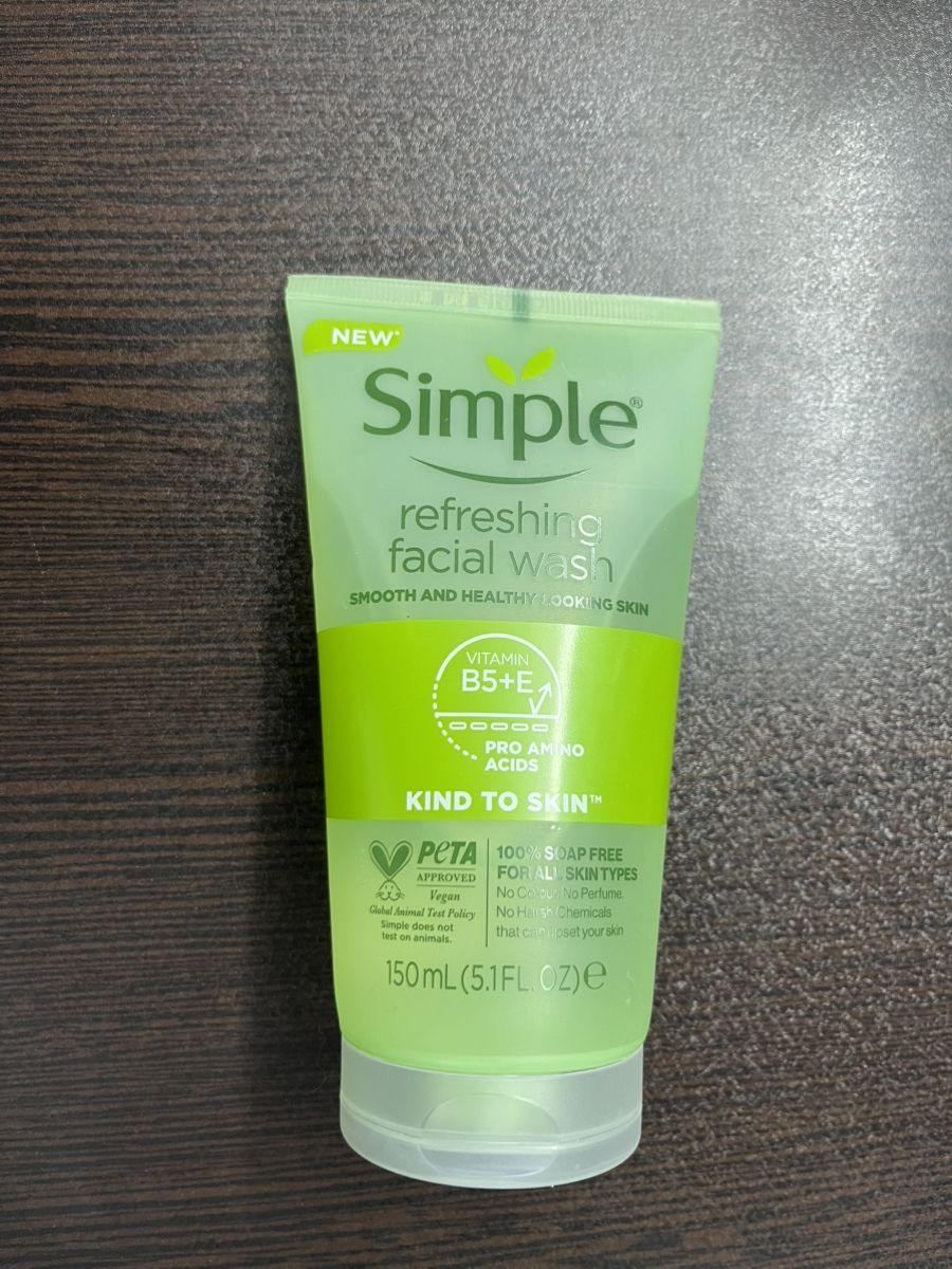 Simple refreshing facial wash
