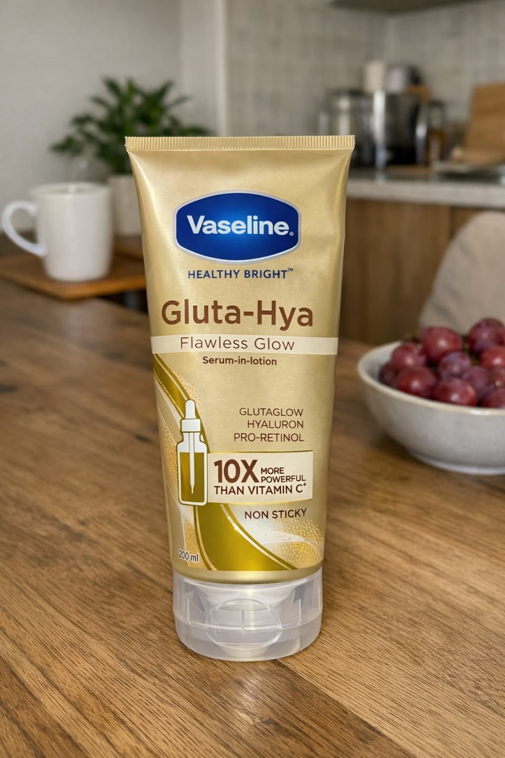 Vaseline Healthy Bright Gluta-Hya Flawless Glow Serum-in-lotion, 200 mL