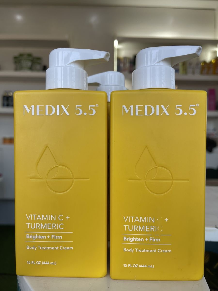 Medix 5.5 Vitamin C + Turmeric Body Cream (444ml / 15 fl. oz.)